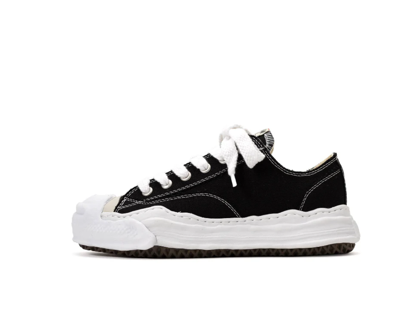 MAISON MIHARA - Sneaker In Black/White